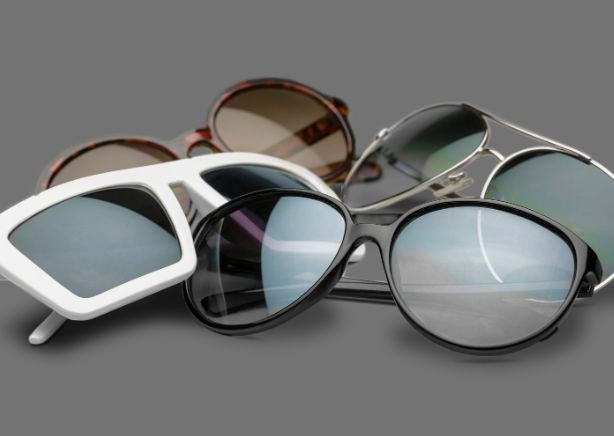 ¿Qué es mejor gafas de sol de pasta o de metal?